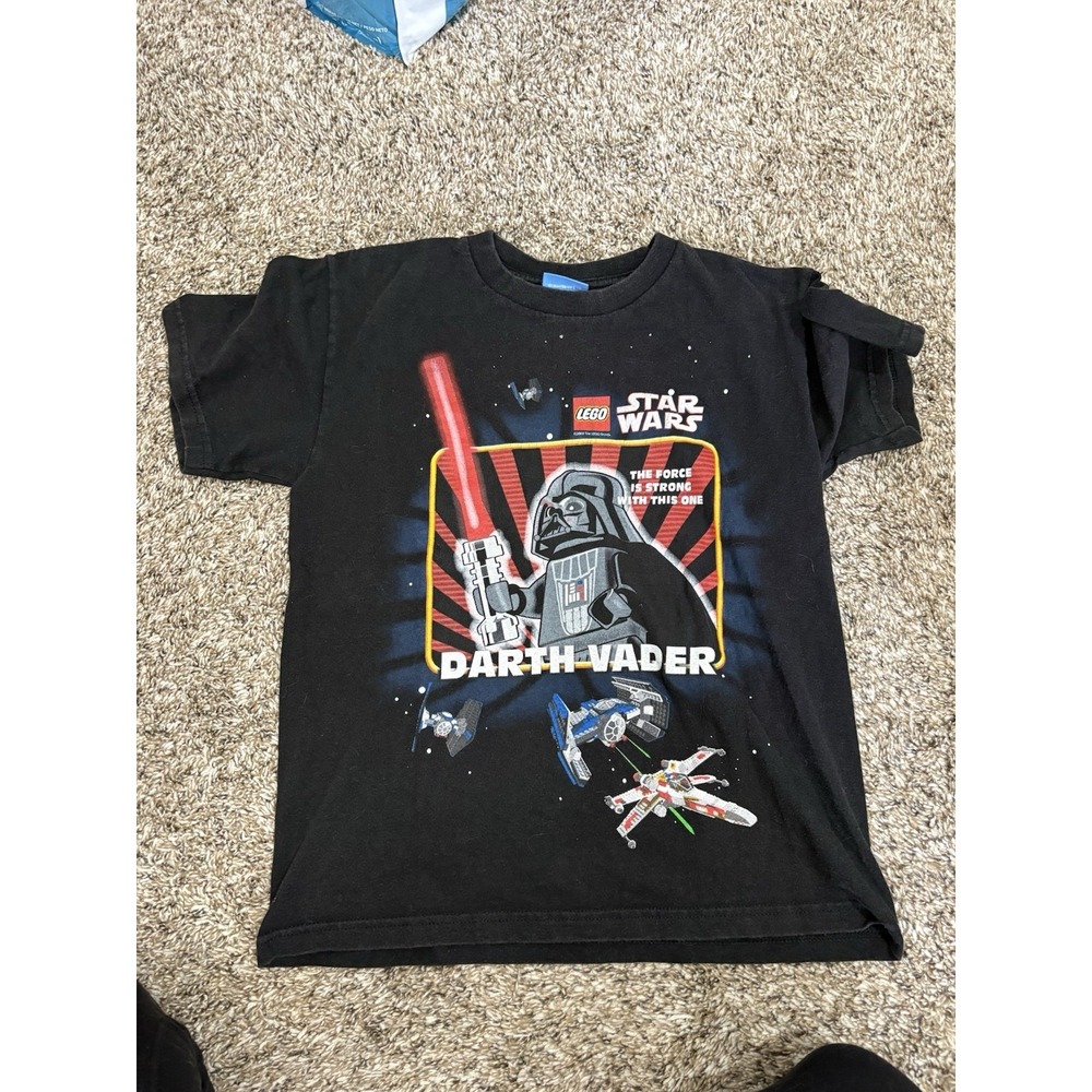 Vtn Legos Star Wars Boy's Black Darth Vader short Sleeve Shirt Size Medium 7/8